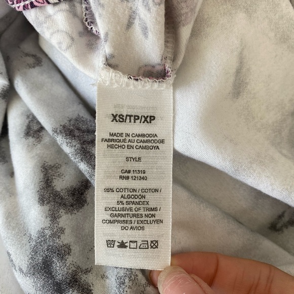 Garage Floral Tanktop - Picture 5 of 6